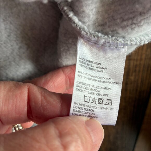 Pacific & Co. Gray Crewneck Graphic Sweatshirt Large - Cozycore, Beachy, Casual, - Picture 7 of 7